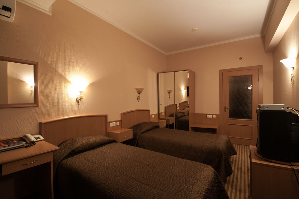 Codru Hotel Kischinau Zimmer foto
